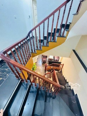 bán nhà ở kim chung hoài đức 33.3m² 5 tầng, ô tô đỗ tận cửa, chỉ 5.2 tỷ ở ngay không cần sửa!