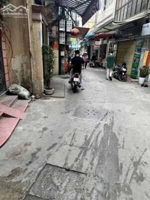 CHÍNH CHỦ NHỜ BÁN NHÀ PHỐ VỌNG, GIẢI PHÓNG - GẦN Ô TÔ