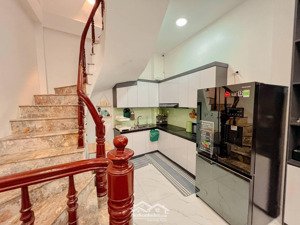 bán nhà lê thanh nghị - phố vọng 40m2 5 tầng mt 5.7m giá 12.3 tỷ