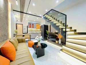 chỉ cần 2.2 tỷ sở hữu nhà đẹp hùng vương gần go! mart 3pn, full nội thất sổ riêng