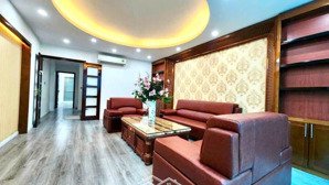 có 1-0-2! xuân đỉnh, sát phố, ô tô vào nhà, dân xây, sổ đẹp, tặng full nội thất 94m2 5t, nhỉnh 17tỷ