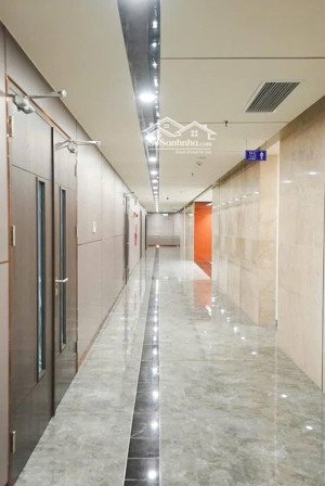 quỹ vp hạng a vinaconex diamond tower ngã 4 bạch mai minh khai chỉ 48tr/m2 sẵn sổ đỏ bàn giao luôn