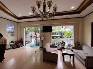 tuyệt của đỉnh - khách sạn 3 sao - lô góc - 14 phòng - dòng tiền 115tr/ tháng