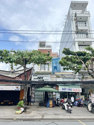 ngộp - nhà 4 lầu, 6pn vị trí kinh doanh mặt tiền lâm văn bền q7