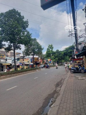 đường 61 - phước long b | không có căn thứ 2 hơn 80m chủ chào 6,x tỷ tl