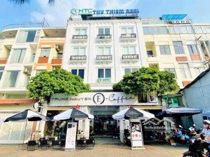 bán nhà mt ngang 9 x dài 20 phan đình phùng , q. pn - hầm 4 tầng + tm - hđt: 150tr/th - giá 41tỷ