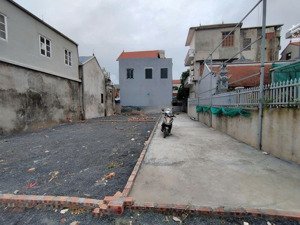 lô đất 60m2 hàng f0 nằm tại trung tâm thị trấn chúc sơn huyện chương mỹ, ngay sườn phòng gd huyện