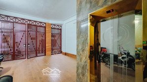 chính chủ cho thuê nhà riêng 2 tầng tại ngõ 19y thuỵ khuê, gần vườn bách thảo