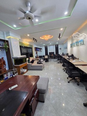 nhà phân lô - kinh doanh đỉnh - ngay công viên 365 - sổ nở hậu tài lộc