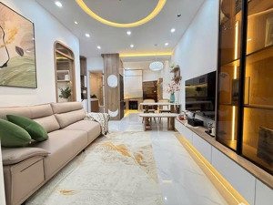 cho thuê căn hộ scenic valley, pmh, q7, thcm. 132m2. 3pn, nhà xịn đét, nội thất cao cấp chỉ 28tr/th