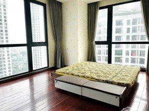 cho thuê căn hộ 3 phòng ngủ tòa r1 royal city, full nội thất cao cấp, ưu tiên lâu dài