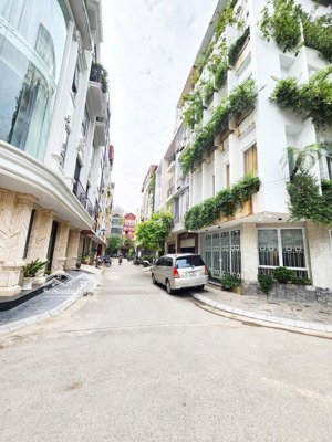 siêu phẩm phân lô, kinh doanh đỉnh - kđt văn quán, hà đông