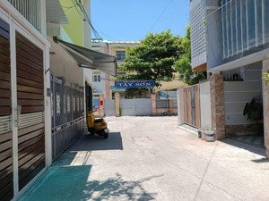 bán nhà ngay mặt phố tiểu la, 5,45 tỷ, 74m2, 2pn, hải châu, đà nẵng