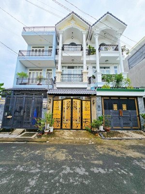 nhà 52m 4 tầng chợ long trường chỉ 5ty đường 8m