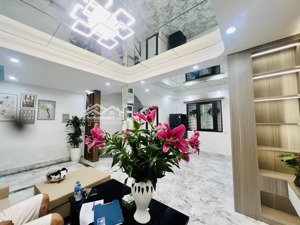 sổ đỏ chính chủ - nội thất đẹp - 35m2 chỉ hơn 6 tỷ