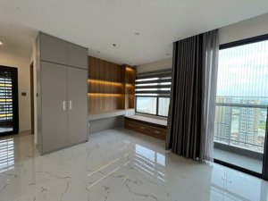 cho thuê căn hộ cao cấp vinhomes, 2pn2wc, khu vip 5* view cực đẹp và mát