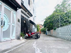 nhà đẹp 4 tầng, 95m2, ngang 5,1/nở hậu, hẻm 7m, sát mt nguyễn ảnh thủ, gần trần thị năm, 6,8 tỷ-tl