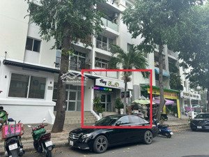 bán shop house giá tốt trung tâm khu phú mỹ hưng đường phạm thái bường