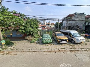 đất phố phú thượng - vỉa hè rộng - lô góc - view sông hồng