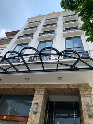 bán tòa nhà văn phòng mặt tiền rộng 10m, phố nguyễn hoàng, cầu giấy. dt280m*9t. gía 93tỷ 