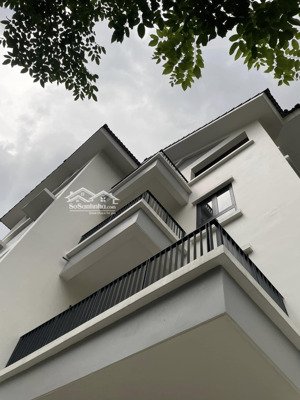 (lô góc)bán biệt thự liền kề hinode royal park 150mx5t oto tránh vỉa hè hơn 20 tỷ giá đầu tư gần hồ