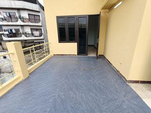 nhà mặt phố phạm văn đồng, dt 140m2, mặt tiền 10m, phù hợp: cửa hàng, showroom, spa, đào tạo, 45tr