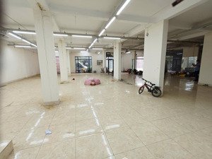cho thuê kho xưởng, mặt bằng kinh doanh, dt sàn 2000m2 an thượng, hoài đức, xuất vat, pccc, 50k/m2