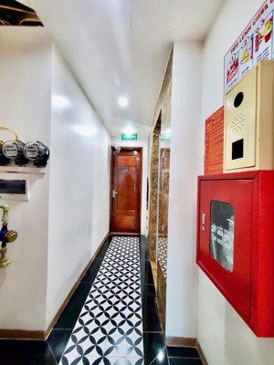 tòa ccmn khương đình gần đh thủy lợi, 93m2 x 8t, 5m ra ngõ, 25p kk, dòng tiền 140tr/ th 23.5 tỷ