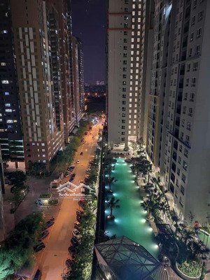chung cư seasons avenue resort trong lòng phố căn 3 ngủ đẹp mê ly.