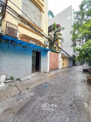 ngõ tự do - dân xây chắc chắn - 20m ra mặt phố - ngõ thông khắp ngả - nhỉnh 8 đồng