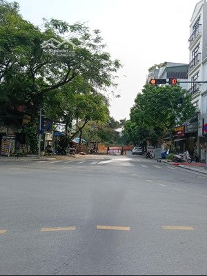 tiếc lắm phải b"án nhà ngay lactata văn phú - ôtô đỗ cửa - vào nhà - thang máy 5 tầng 11ty