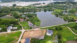 lô góc 2 mặt tiền bê tông , ngõ thông tứ phía ,dân cư hiện hữu dt: 120m2, mặt tiền 6.5m, view đẹp