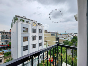 studio ban công full nội thất, máy giặt riêng, sát bên lotte mart