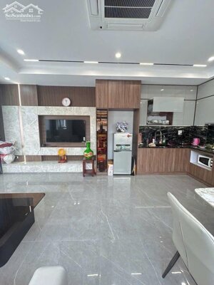 NHÀ MỚI GIA THỤY 40M, 6T, MT4.5M, LÔ GÓC, NGÕ THÔNG, GARA, THANG MÁY, FULL NỘI THẤT ĐẸP.