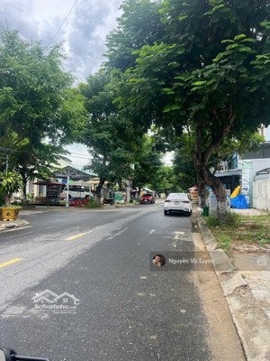 bán 2 lô liền kề đường phan văn đáng - hoà xuân - đối diện chợ