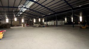 chính chủ bán đất mặt tiền đường dẫn hàm kiệm có sẵn kho xưởng, có 1000m2 đất ở, giá tốt phan thiết