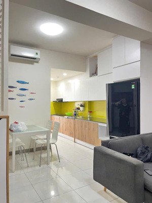 sky9 bán căn full nội thất 2pn 2wc chỉ 2.75 tỷ. lh xem nhà 