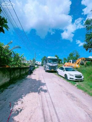 Cho thuê xưởng 1000m2 mới 100% có PCCC gần KCN Hố Nai 3, Trảng Bom, giá thuê 50tr/tháng.