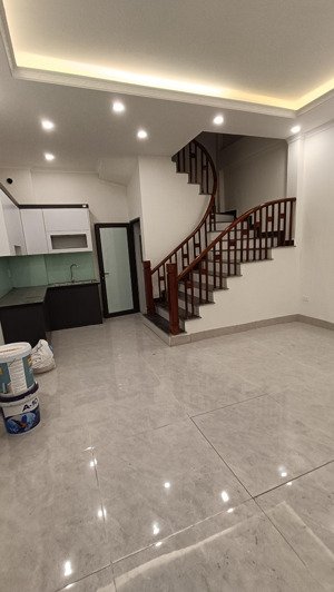 siêu hiếm t.t thạch bàn,d.t rộng,mt khủng, 5 tầng- giá lại siêu rẻ "chỉ nhỉnh 6 tỷ thôi"