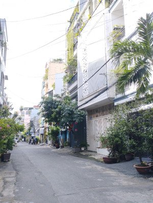 bán nhà kênh tân hoá - hxh 8m - 66m2 - 2 tầng mới vị trí kinh doanh tốt