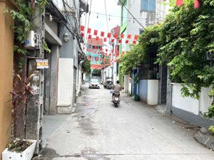 bán đat xã la phù, hoài đức,hà nội, 155 triệu / m2, 56 m2. ô tii ngủ trong đất, kinh doqnh buon ban