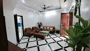 bán nhà xuân la, nhà xây 5 tầng, đủ công năng, ngõ thoáng sáng, full nội thất hiện đại