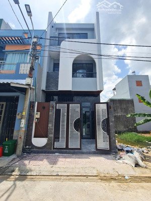 bán nhà mới, 3pn, 3wc, trệt+2 lầu, 53.8m2, đường nhựa 9m, kdc đ. long thuận, p. long phước, quận 9