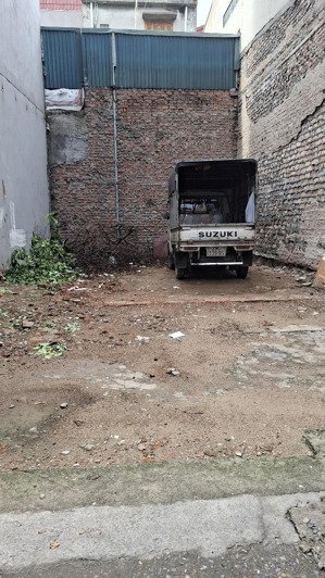 bán đất bồ đề hàng xóm khai sơn, hồng tiến nguyễn văn cừ,1 nhà ra mặt phố oto vào đất vòng quanh.