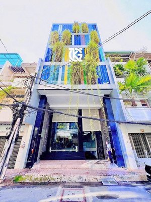 siêu hiếm mặt tiền ngay võ thị sáu, q1 - 8.2 x 20m, 160m2 - 5 tầng - hđt 150 tr/tháng - giá 52 tỷ