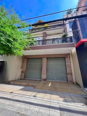 cho thuê nhà mặt tiền lớn, vị trí trung tâm đường 30/4, phường rạch dừa, tp. vũng tàu