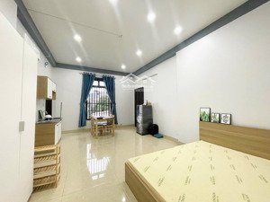 studio full nội thất siêu đẹp, rộng - gần chợ thủ đức - phạm văn đồng