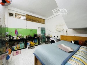 ngang hiếm 4.5m - dt 62m2 (4,5x14m) 2 mặt hẻm trung tâm q10 chỉ 8.2 tỷ sổ vuông, ở ngay