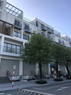 chính chủ cho thuê louis hoàng mai tân mai hm 105m2, 5t, mt 5m mỗi tầng 2p đủ đh, tm giá 4xtr/th