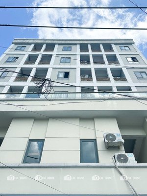 duplex gác cao, tách bếp, cửa sổ thoáng. gần vx lê đại hành, svđ phú thọ